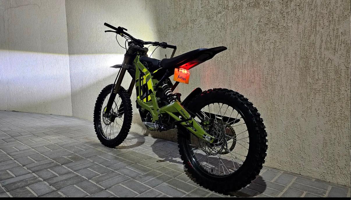2025 Surron Light Bee (Green)